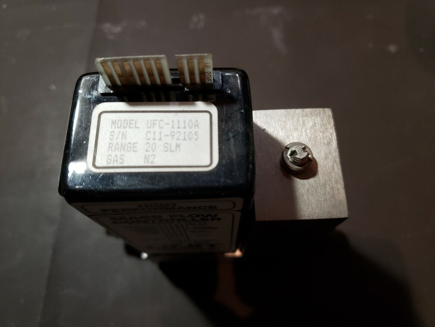 Unit UFC-1110A N2 20 SLM SLPM 1/4" VCR Nitrogen MFC Mass Flow Controller