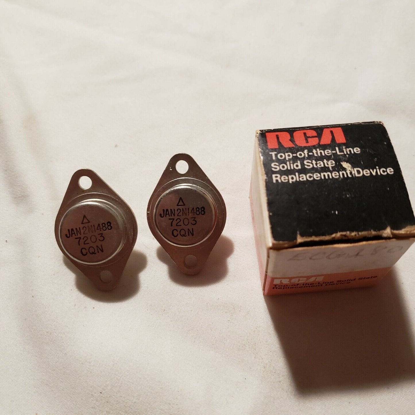 Vintage LOT OF 2 RCA JAN2NI488 7203 CQN 2-pin Power Transistor