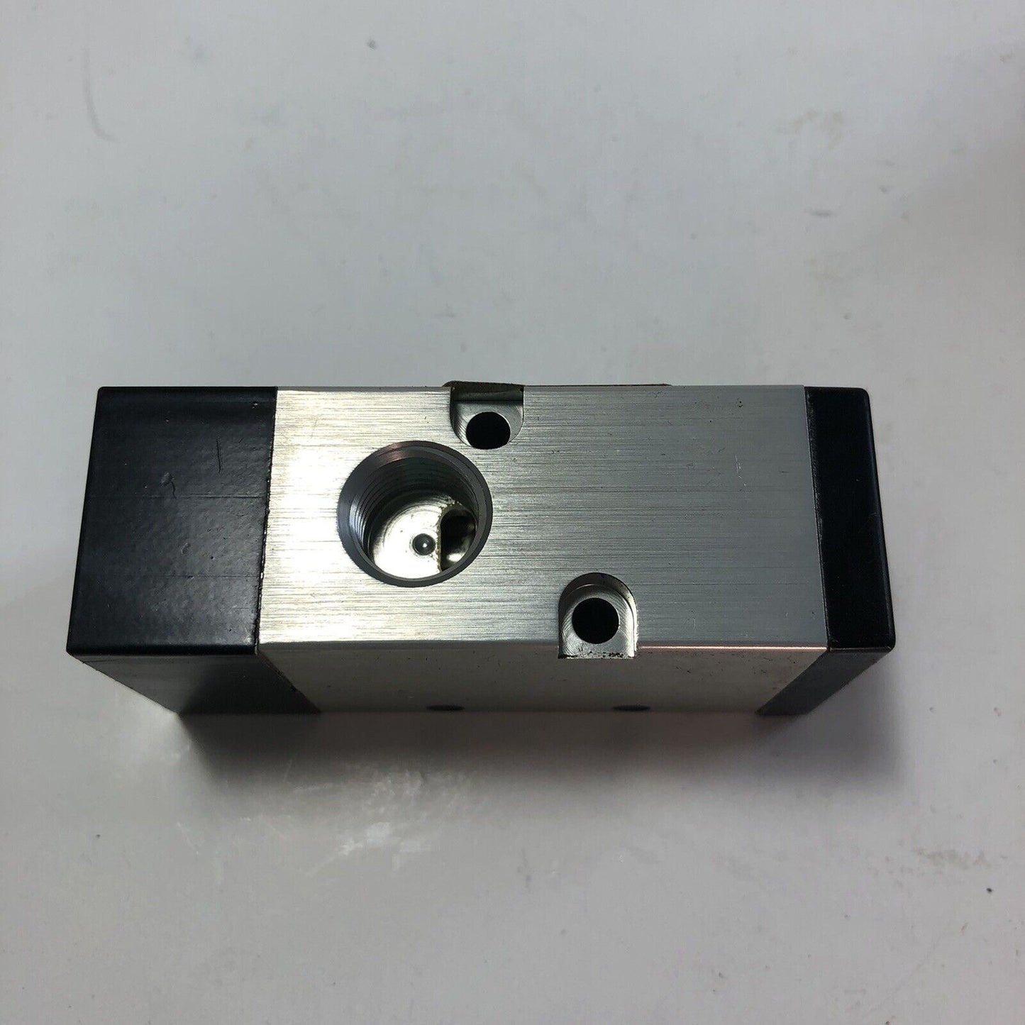 Ingersoll Rand Air Solenoid Valve M252SS-120-A-G without Switch