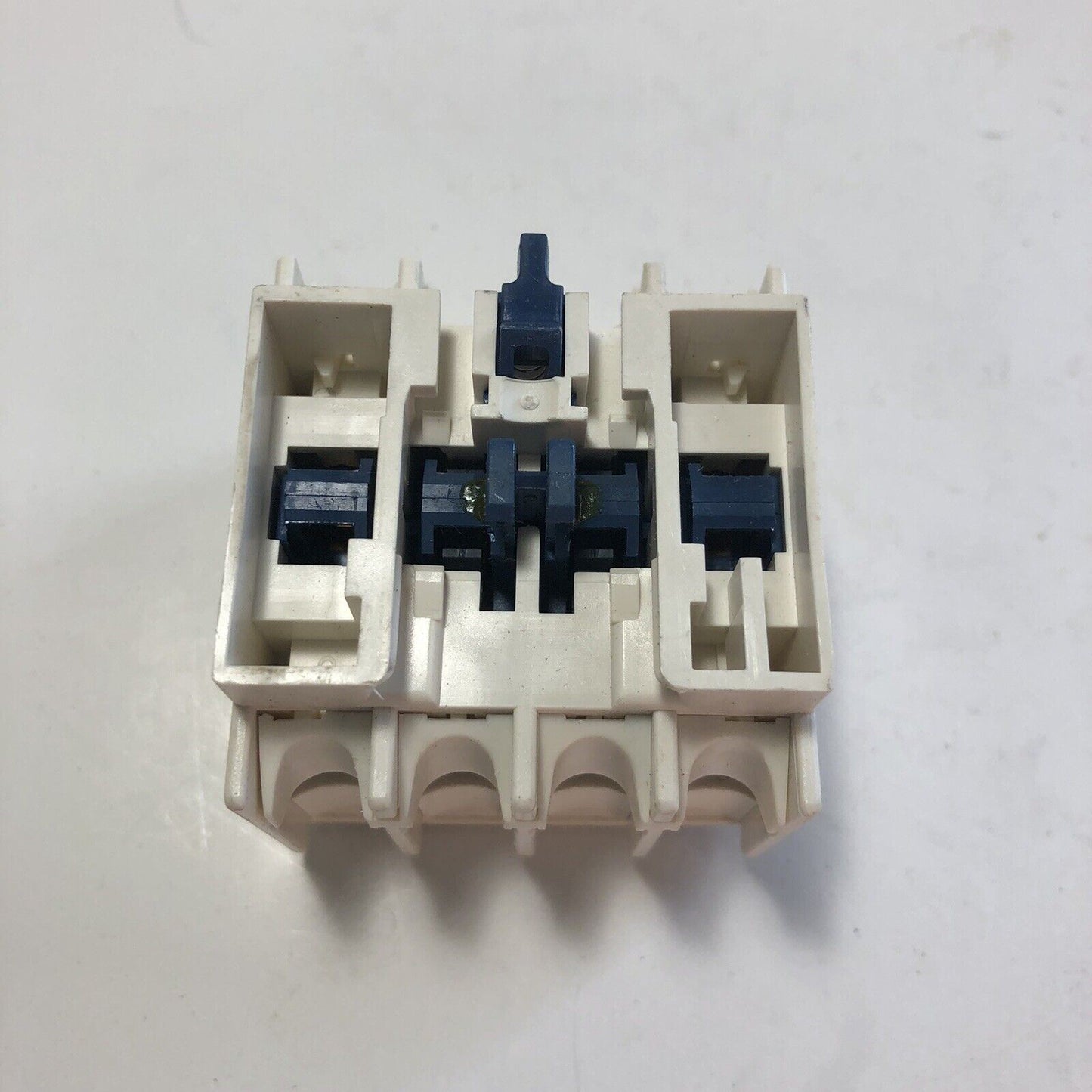 Telemecanique Contact Block LADN22 Square D Schneider Electric