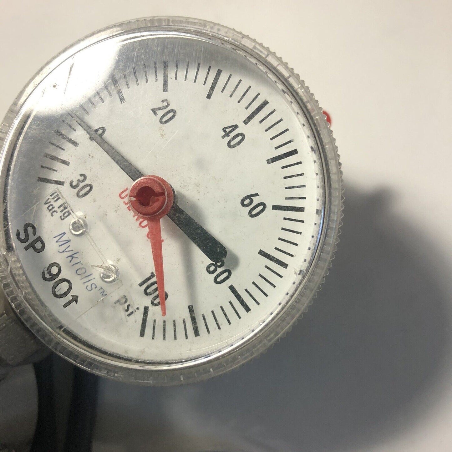 Tescom Regulator Gauge 60 PSIG Max Outlet w Mykrolis IPS 122 Type 3000 PSI
