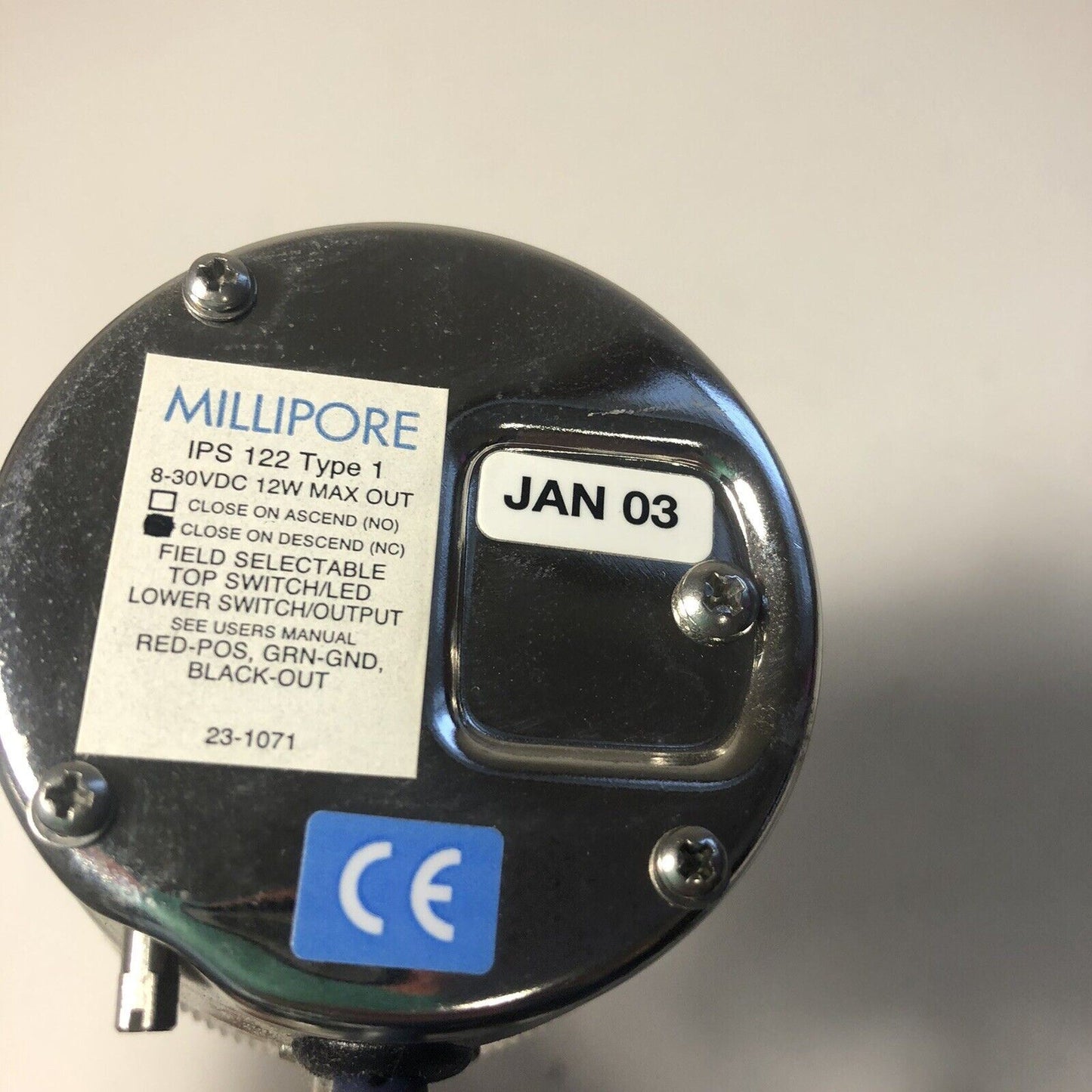 Tescom Regulator Gauge 60 PSIG Max Outlet w Mykrolis IPS 122 Type 3000 PSI