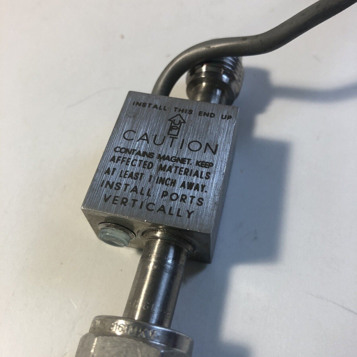 Swagelok N62061 6L-FV4A-FR4-VR4 Vertical Flow Sensor 1/4” VCR
