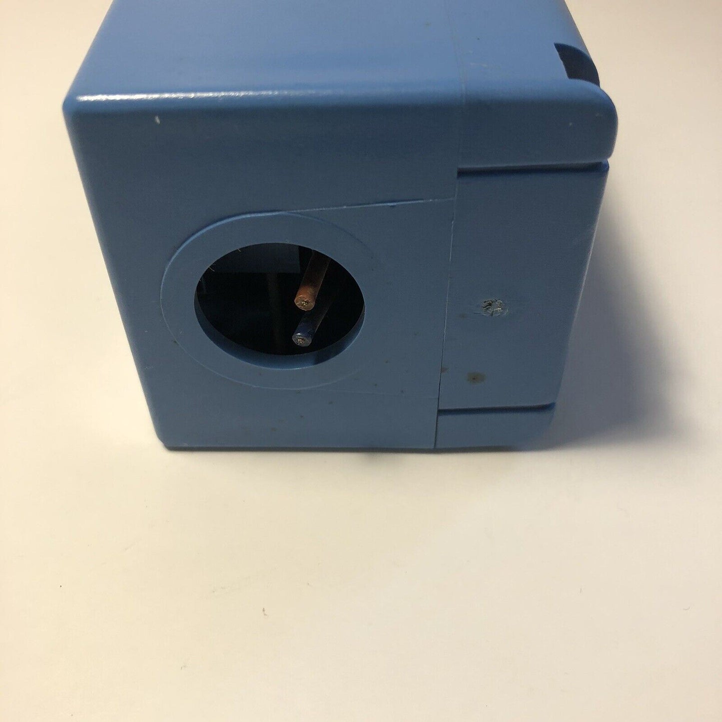 Johnson Controls A350 A350AA-1 Temperature Controller