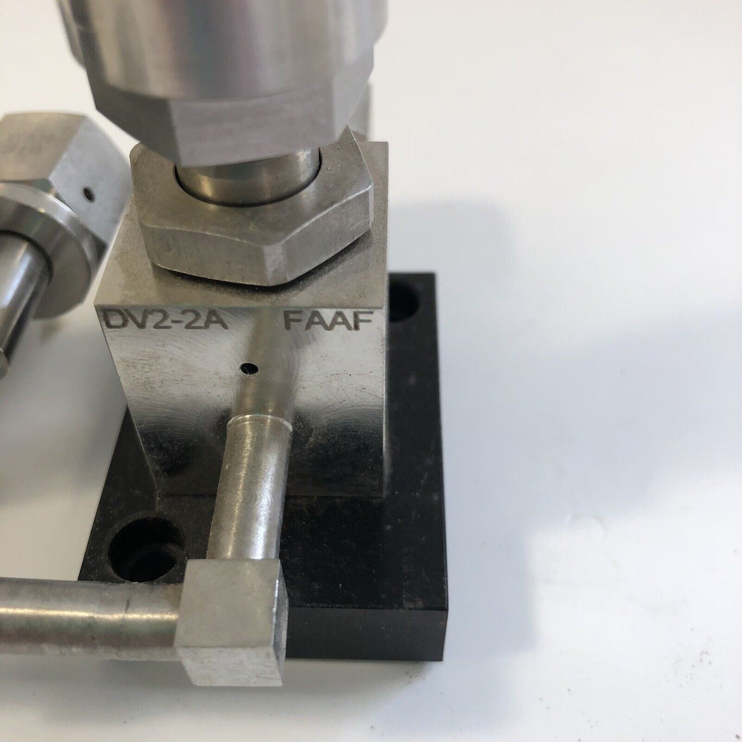 GTC Products DV2-2A FAAF High Purity Diaphragm Valves 1/4” VCR Pneumatic