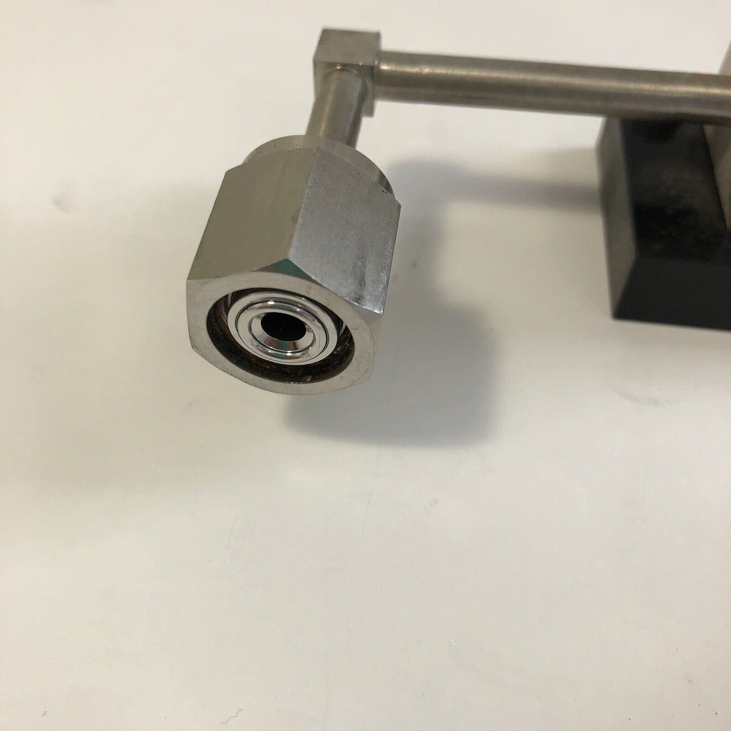 (3) Connected GTC Diaphragm Valves DV2-2A FAAF V2-3B P0601 with 1/4” VCR