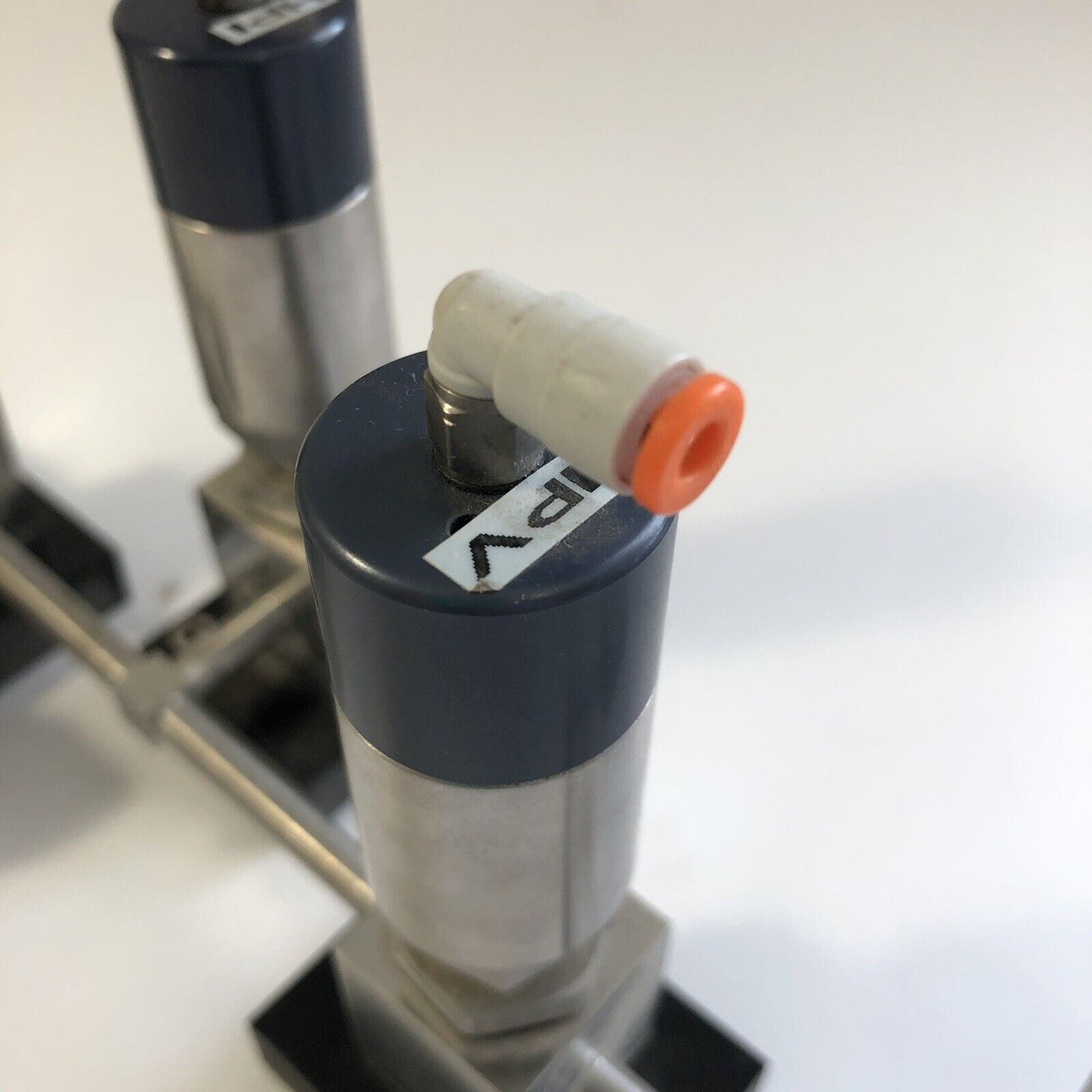 (3) Connected GTC Diaphragm Valves DV2-2A FAAF V2-3B P0601 with 1/4” VCR