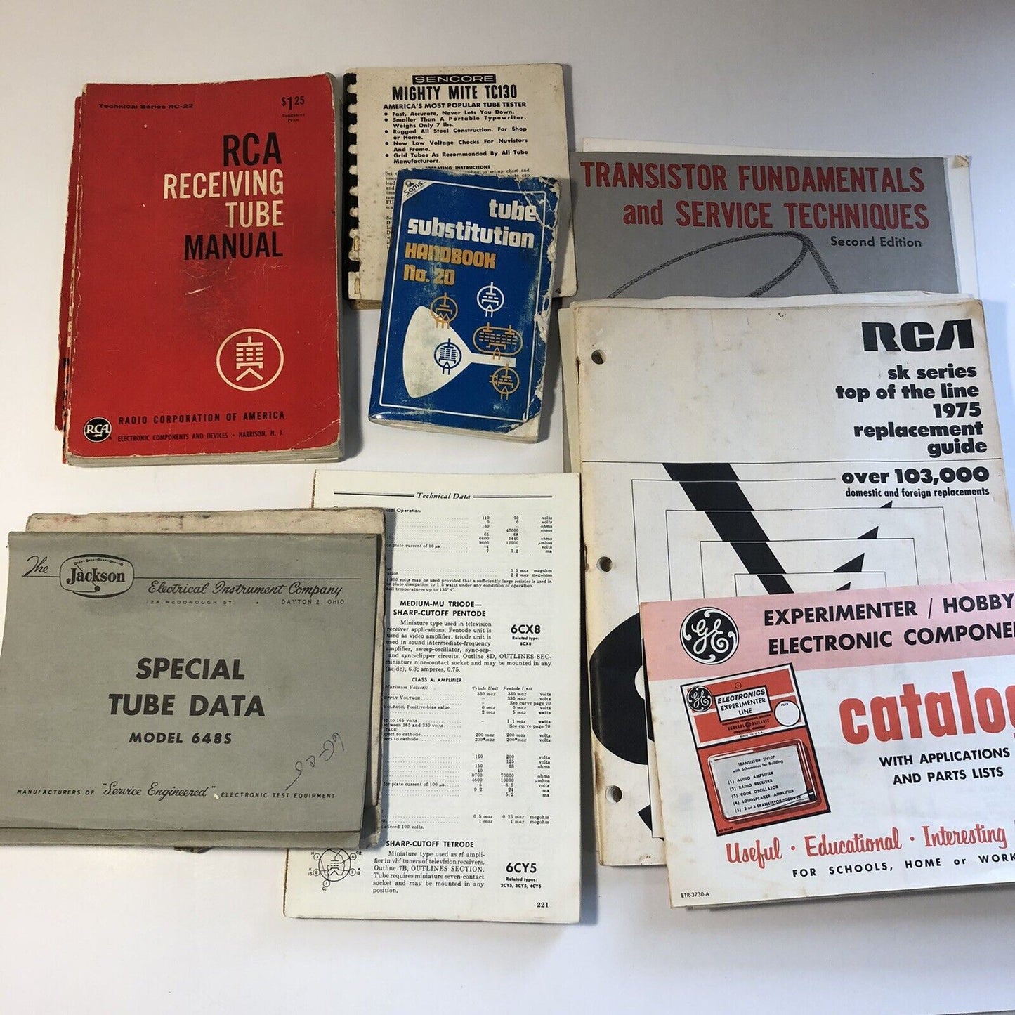 Huge Lot of Vintage Manuals - Radio, TV, Electrical Circuits, Electronics, Etc.