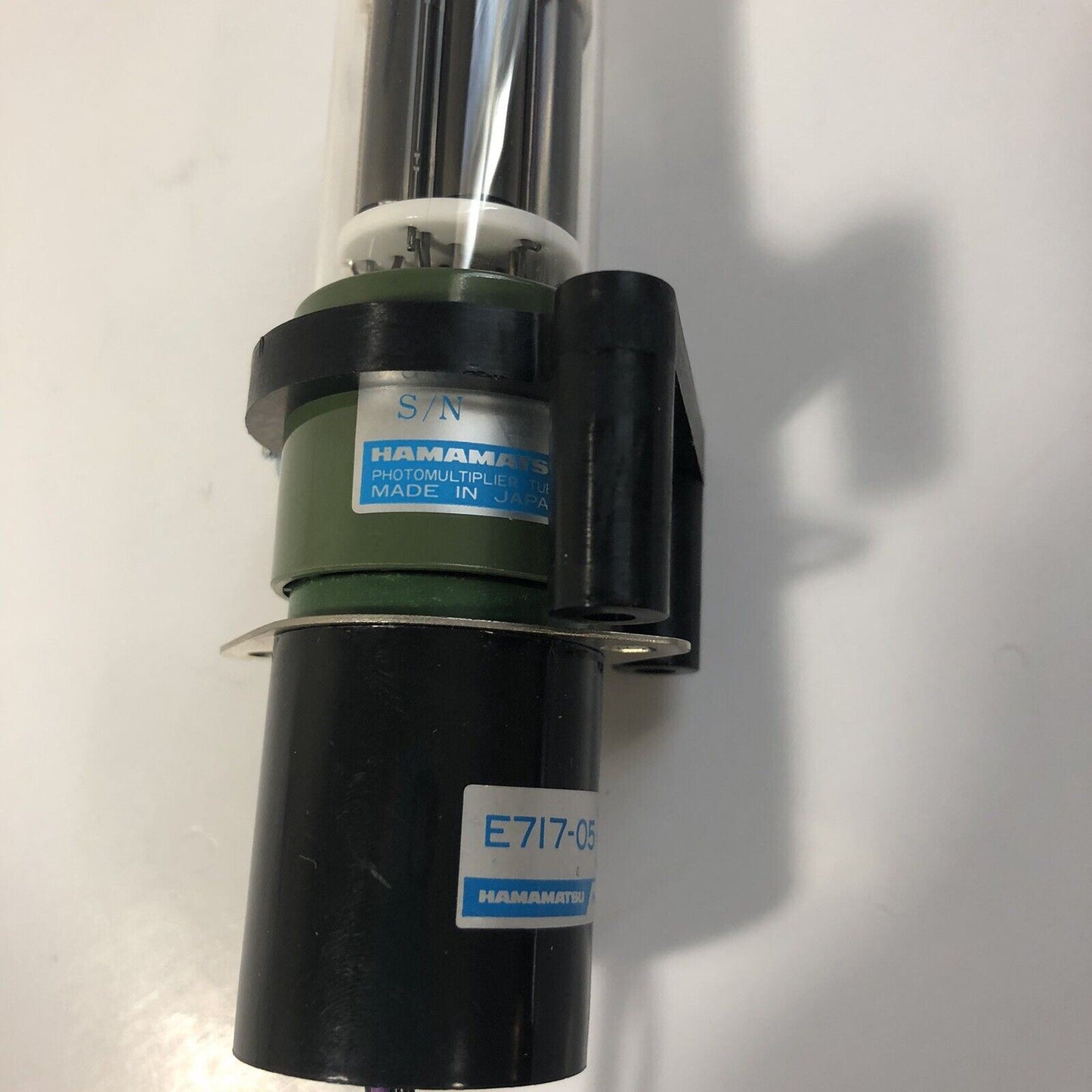 Hamamatsu 1P28 Photomultipler Tube with E717-05 Mount