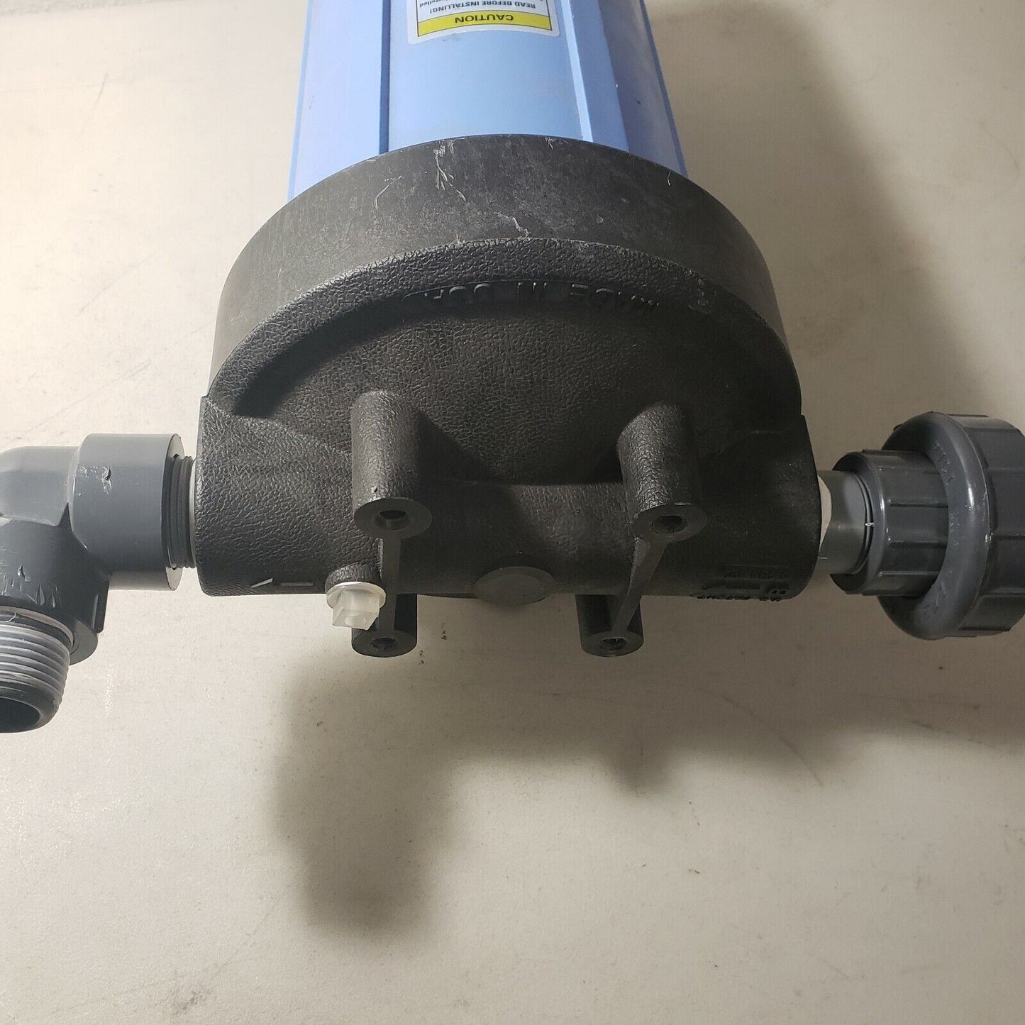 Pentair 142638 10" Pressure Filter Housing Unit and Extra Fittings