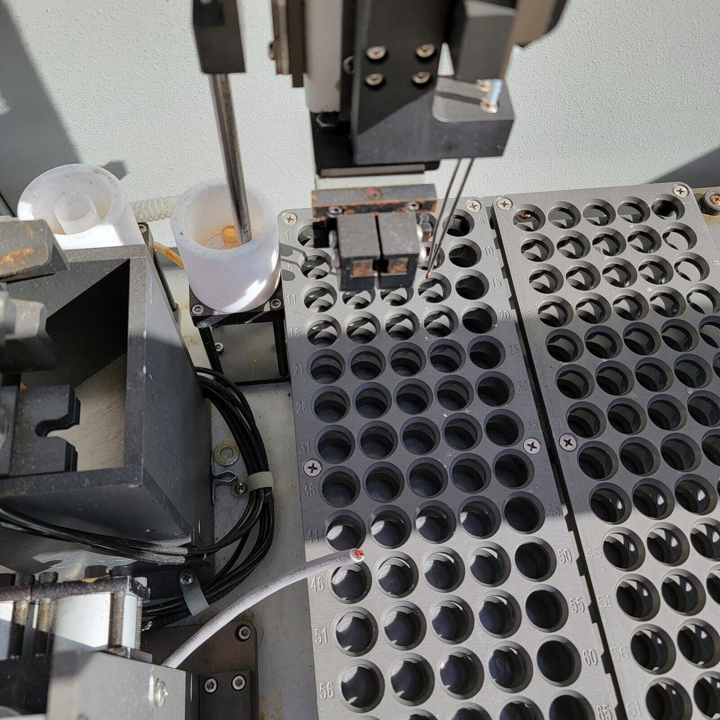 Bohdan Automation Liquid Handling System Workstation AWS-1216 with Computer