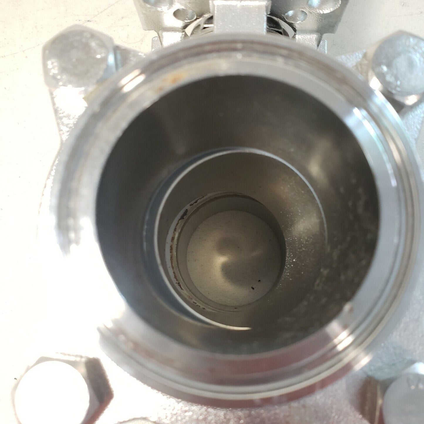 SVF Flow Controls 1 1/2" Two-Way Sanitary Valve CF8M 400WOG