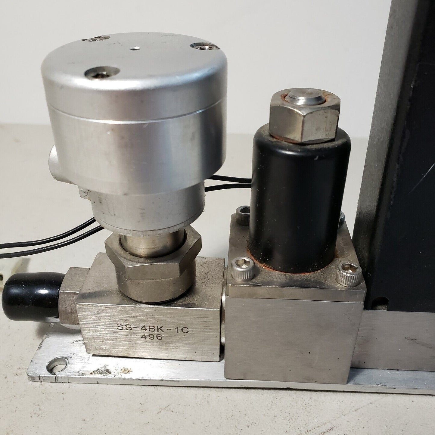 MKS MFC 2258A-00200RV CH4 Methane Mass Flow Controller 1/4" VCR Fittings SS-4BK