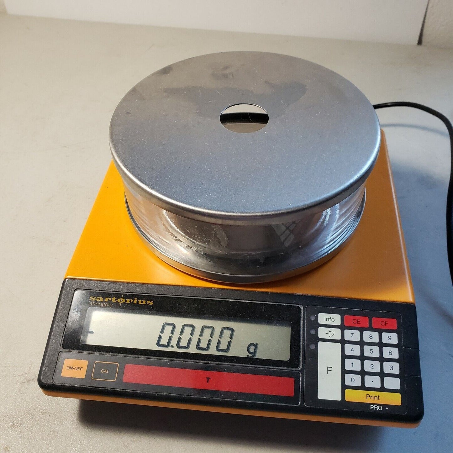 Sartorius Analytical Lab Scale Delta Range Balance L610D Max 606g Range 1mg Cord