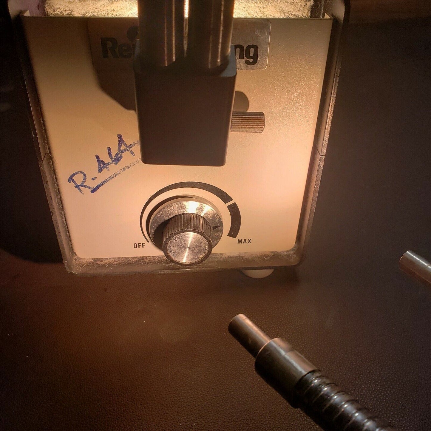 Reichert Jung Cambridge 1177 Scientific Fiber Optic Microscope Lamp Illuminator