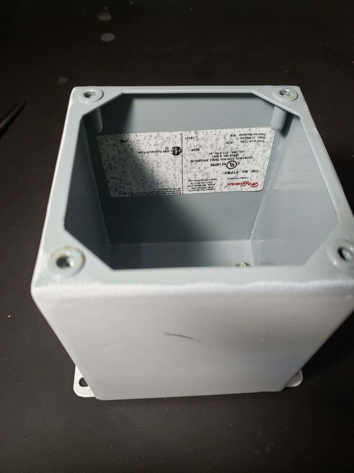 Hoffman E1PBX Pushbutton Enclosure Metal Box Hole White 4"x4"x5" Steel