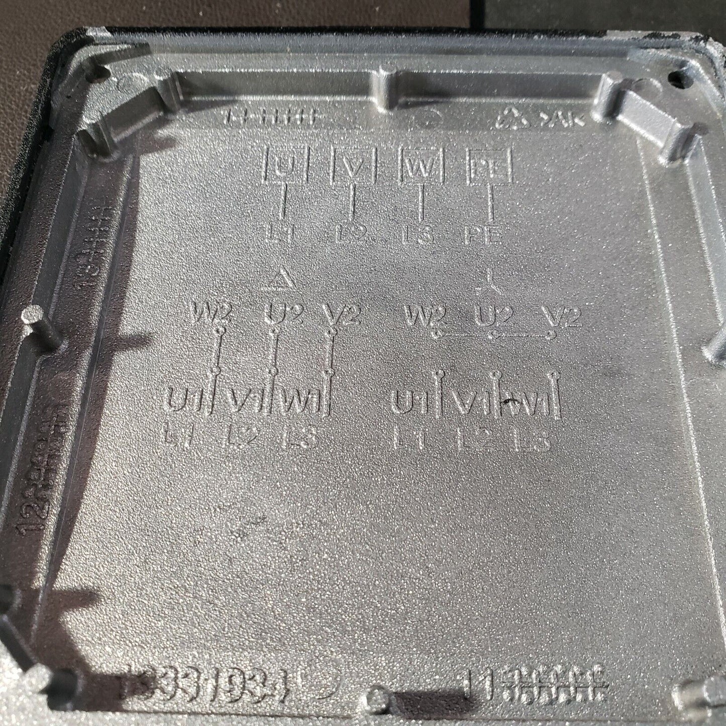 Lenze GKR05-2M HAR 080C32 AC Gear Motor 2-Stage Gearbox 3 Phase 4 Pole 0.92 kW