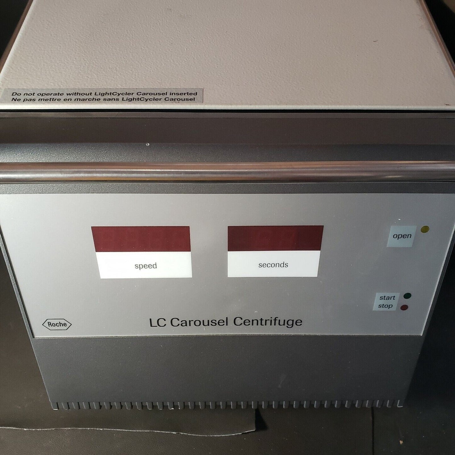 Roche Lightcycler LCC Centrifuge 2.0 3000 RPM with Carousel