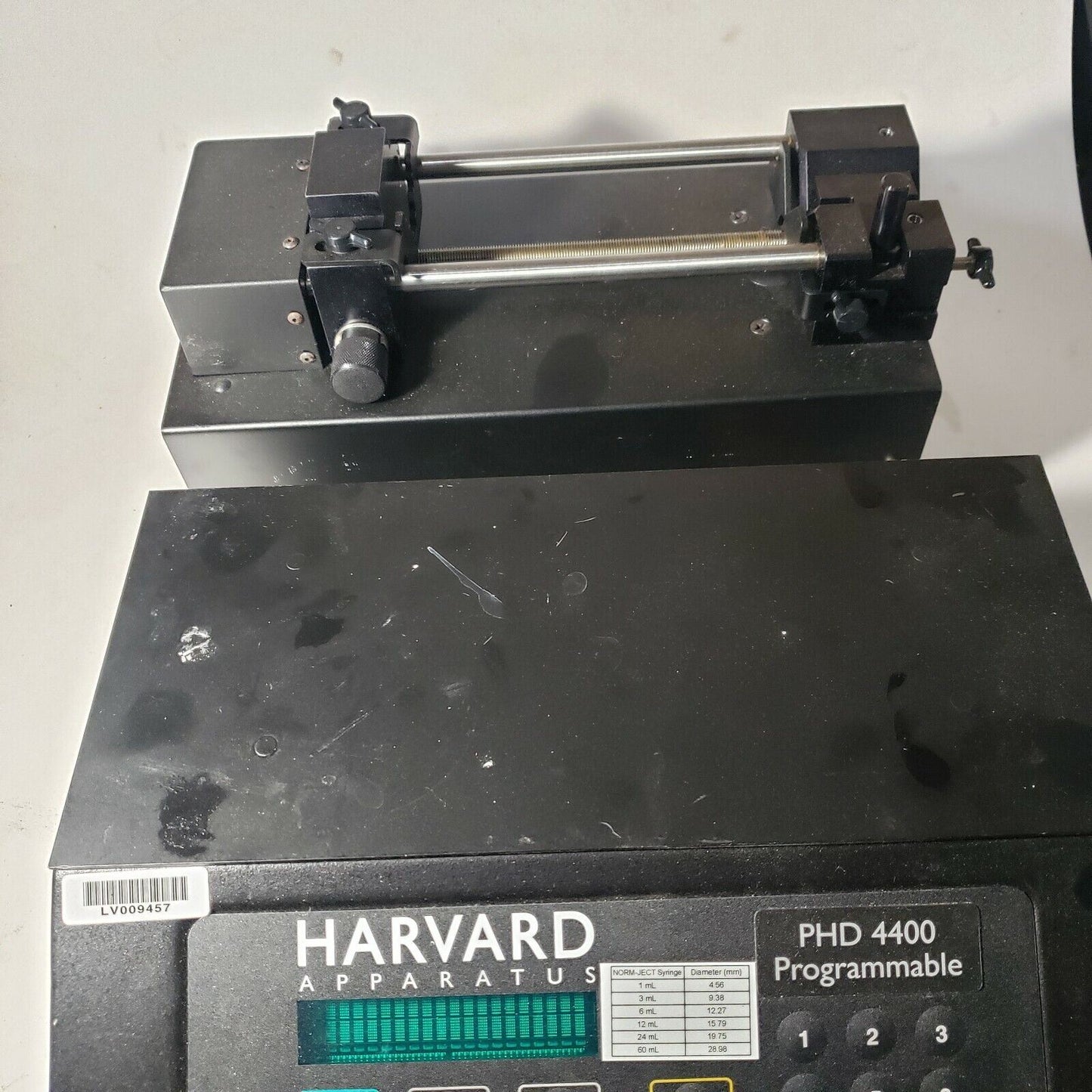Harvard Apparatus PHD 4400 70-2201 With Single Syringe Pump NO CABLE Tested
