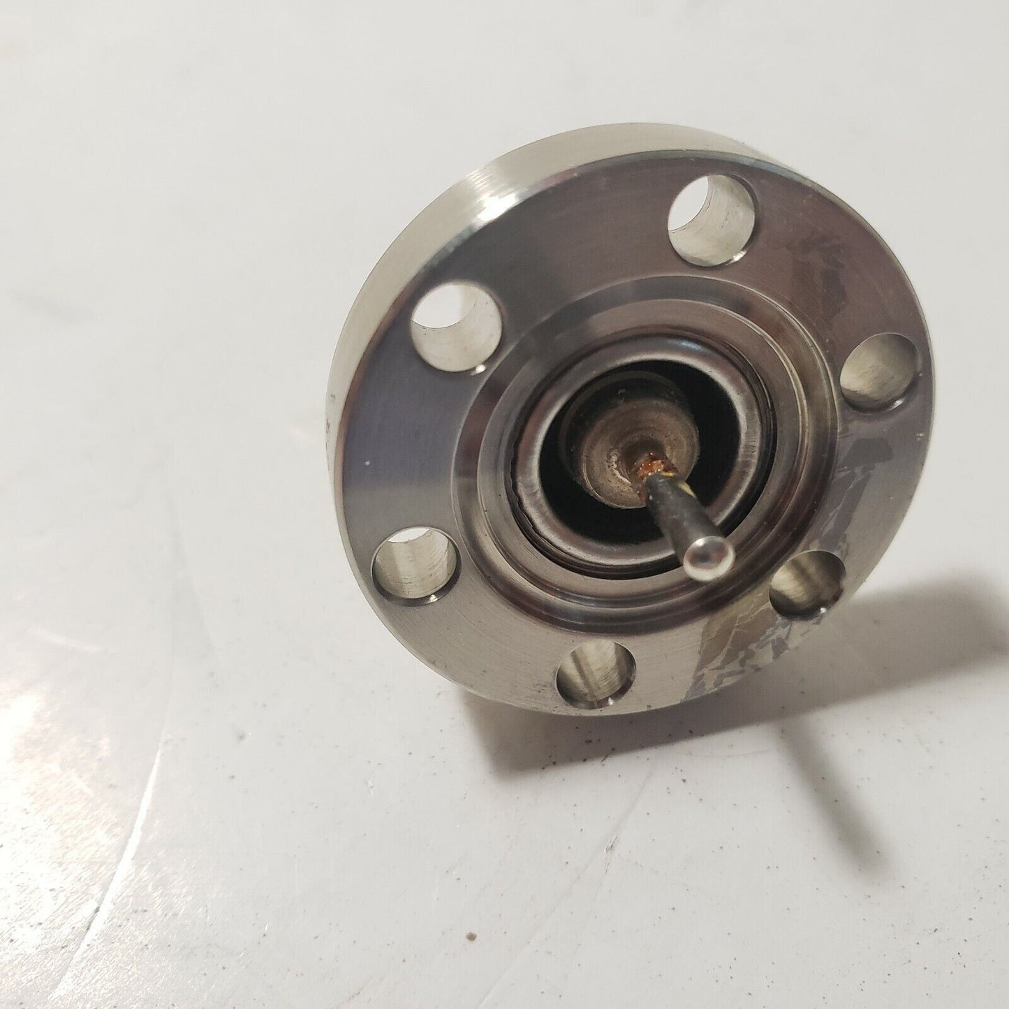 MDC MFG Inc BNC-133 Conflat 1.33" DN16CF BNC Flange Feedthrough Adapter