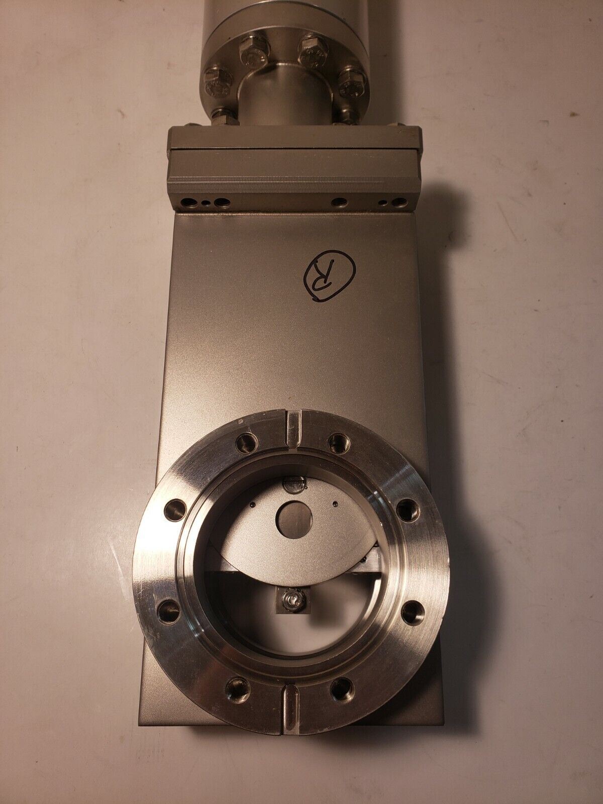 DN63CF 4.5" VAT Manual Gate Valve F-60200-58 Turn UHV High Vacuum Conflat