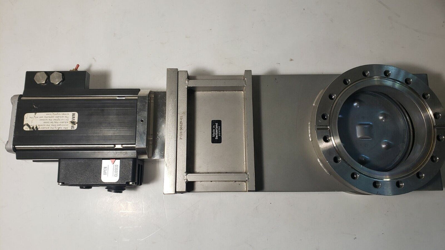 VAT DN100CF 6" Conflat Pneumatic Gate Valve F-10-50429-01 High Vacuum Stainless