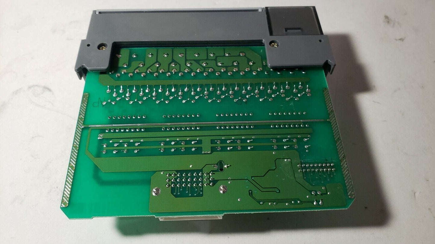 AB Allen-Bradley SLC500 Input Module 1746-IB16 SER C PLC