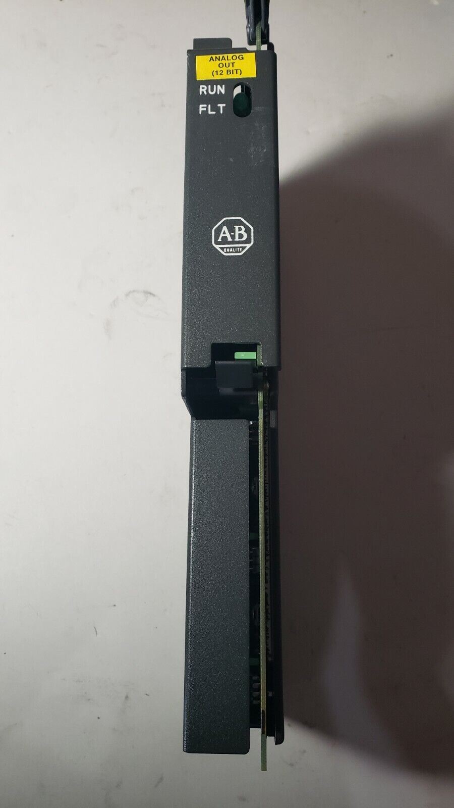 Allen-Bradley 1771-OFE2 96135471 1771-OFE2/B 12 Bit Current Output Module PLC-5