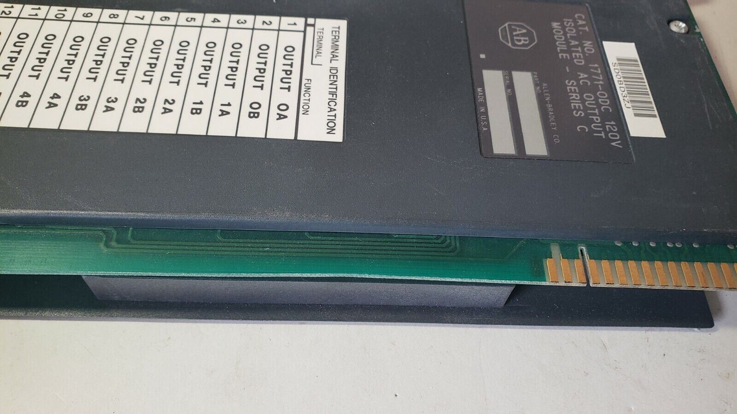 Allen-Bradley 1771-ODC C 120V Isolated AC Output Module Series C