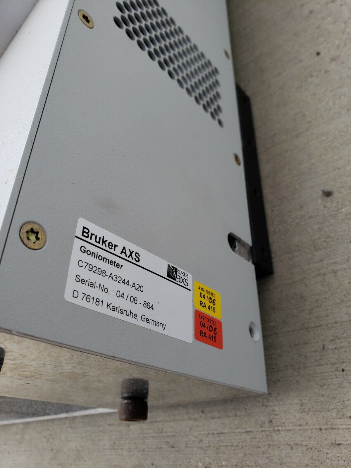 Bruker AXS D8 XRD Goniometer C79298-A3244-A20 w/ Encoder Cables and Limit Switch