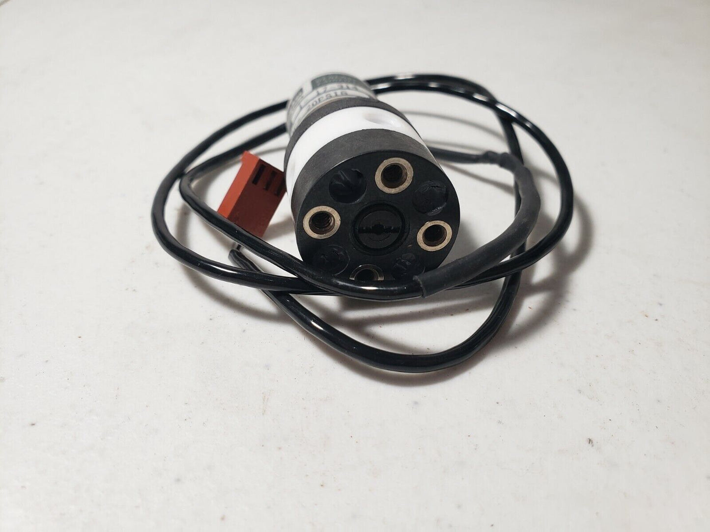 Parker 001-0017-914 Miniature Inert PTFE Isolation Valve