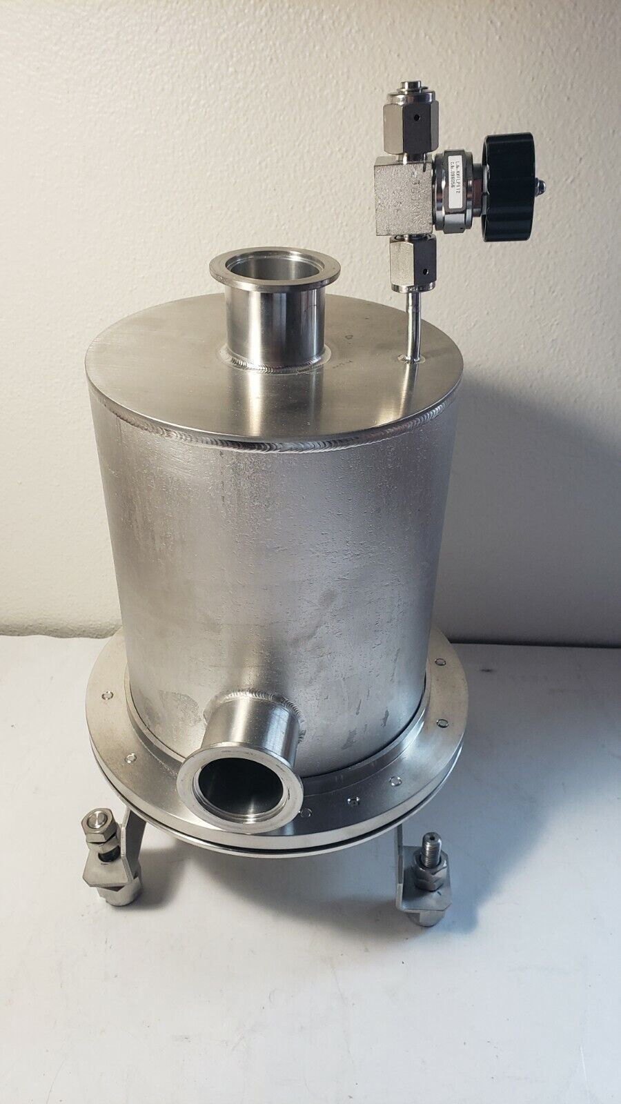 Stainless Steel UHV High Vacuum Chamber KF40 Flanges 1/4" VCR Valve