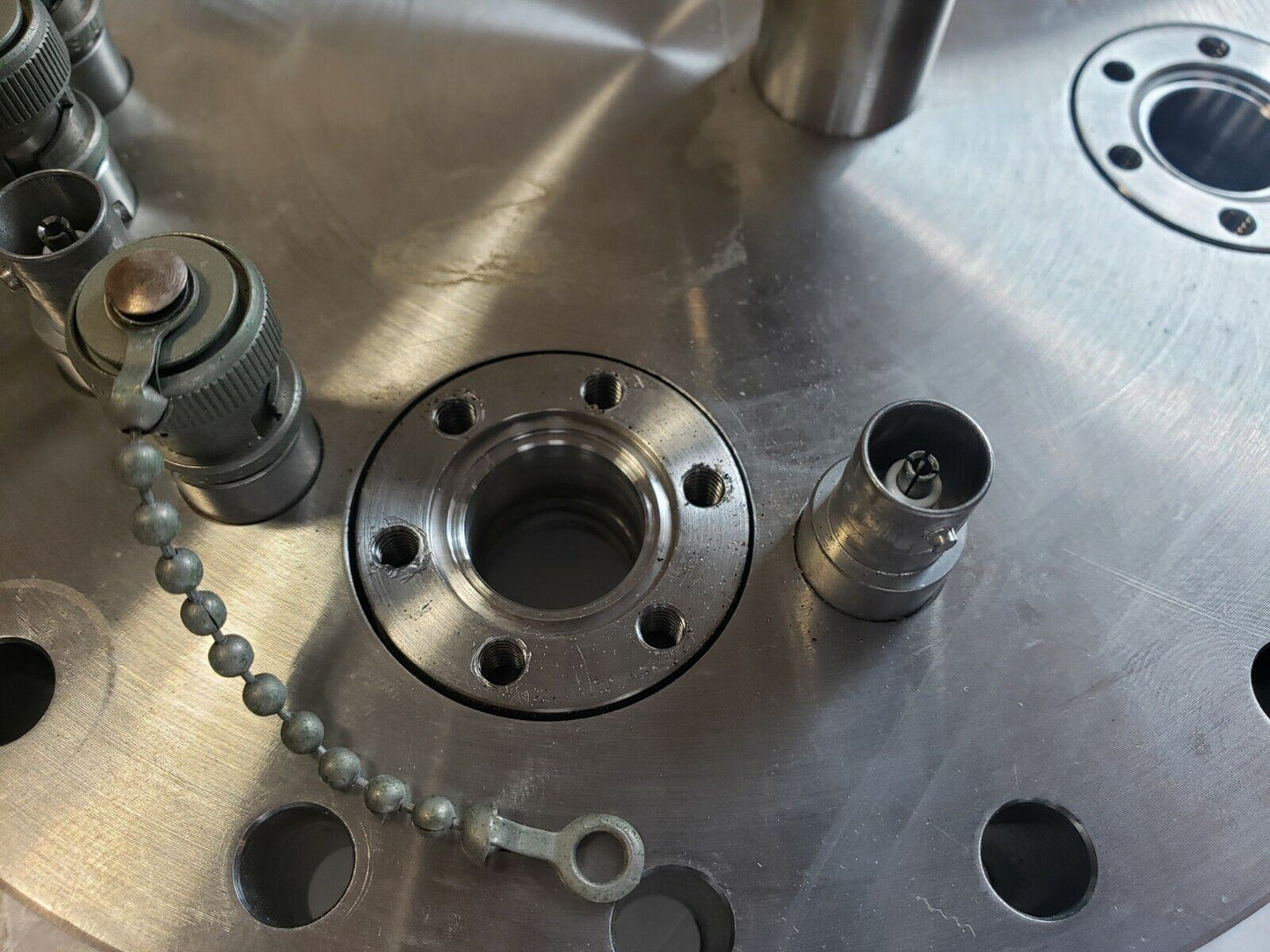 DN160CF 8" CF Conflat Flange W/ 4x 1.33" DN16CF Mini Flange 10x BNC Feedthroughs