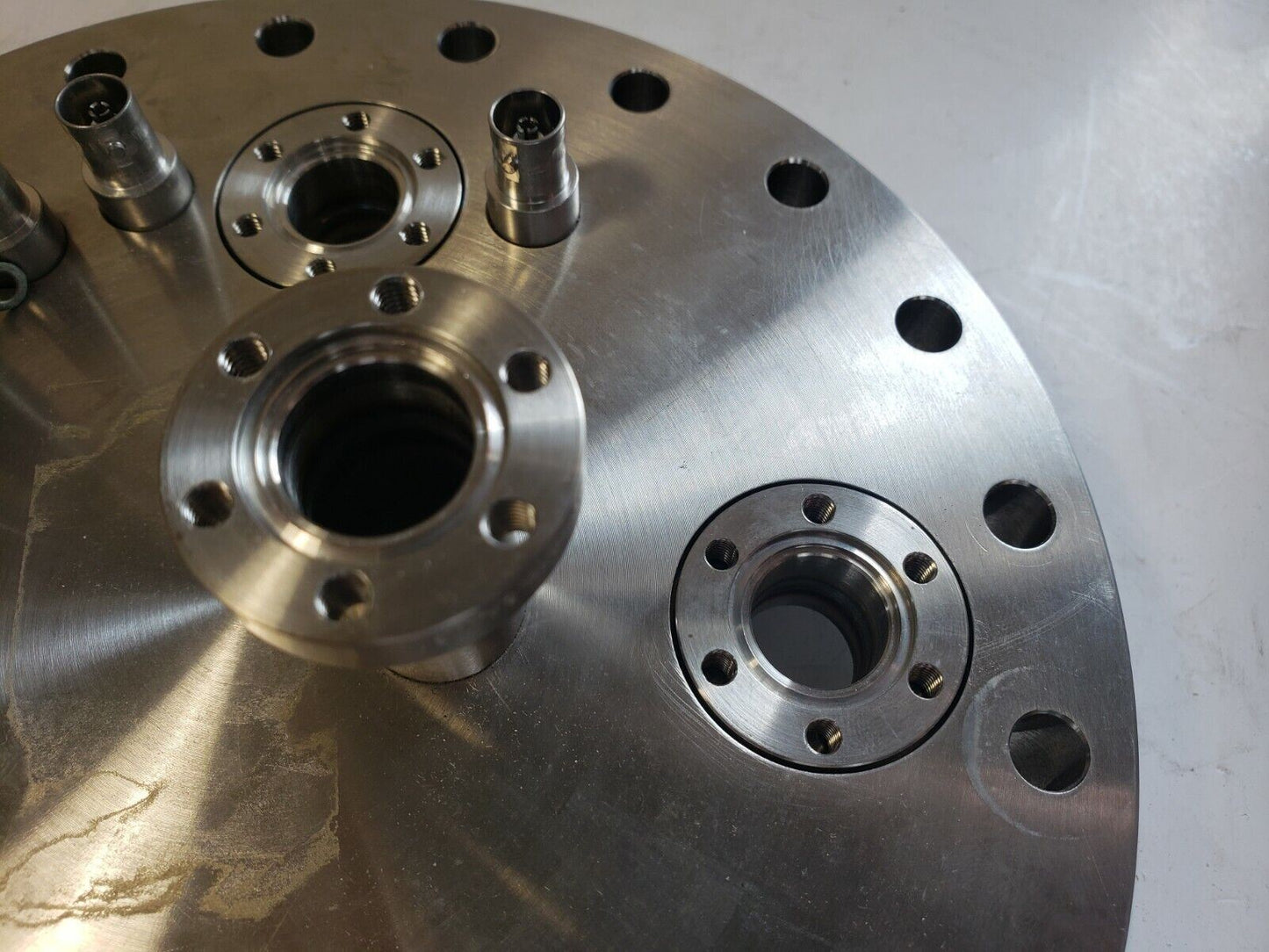 DN160CF 8" CF Conflat Flange W/ 4x 1.33" DN16CF Mini Flange 10x BNC Feedthroughs