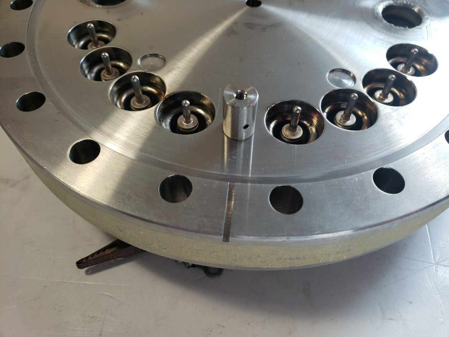 DN160CF 8" CF Conflat Flange W/ 4x 1.33" DN16CF Mini Flange 10x BNC Feedthroughs
