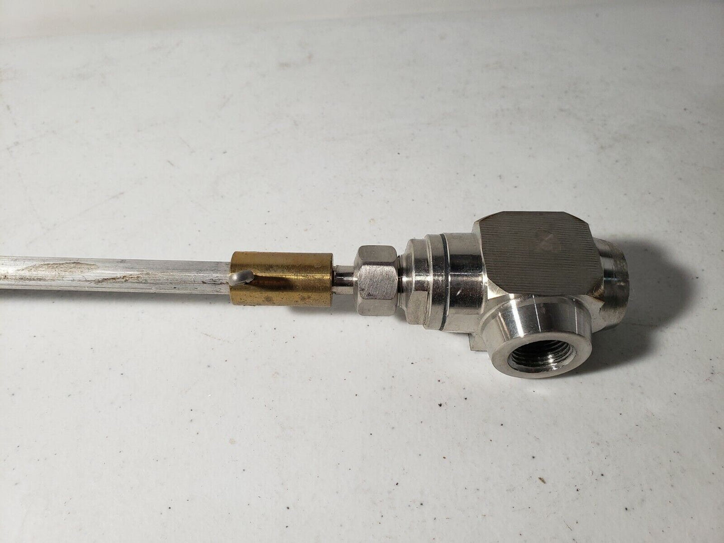 Front Mounted Fume Hood Valve Remote Control Angle 90° Needle Valve