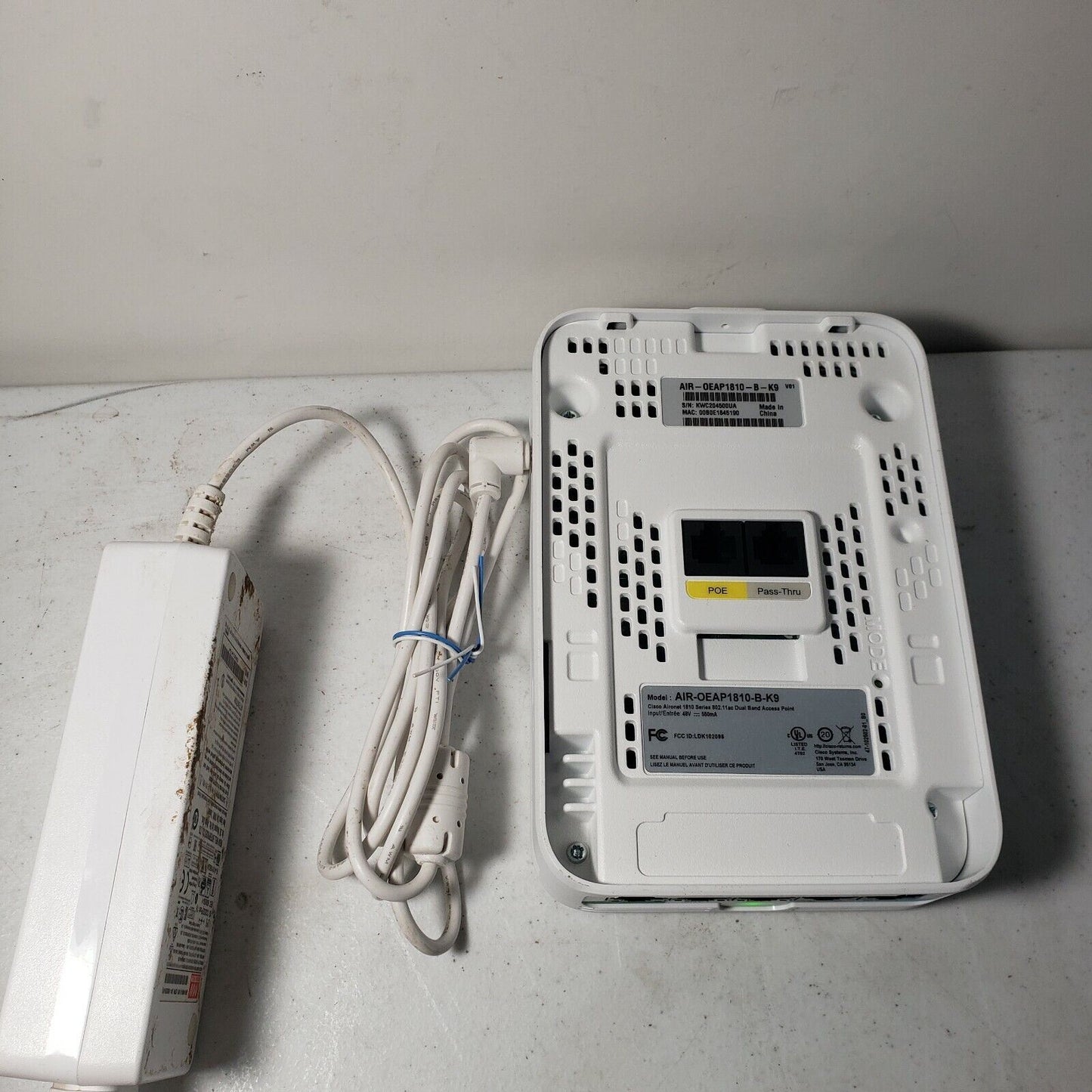 Cisco Aironet AIR-OEAP1810 Access Point AIR-OEAP1810-B-K9 1810 w/ AC Adapter