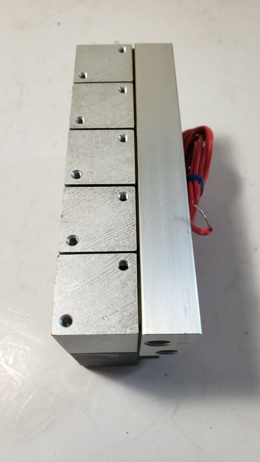 KOGANEI 050E1-01 5-Slot Solenoid Valve Manifold Pneumatic 24v 0-0.7 MPa Pressure