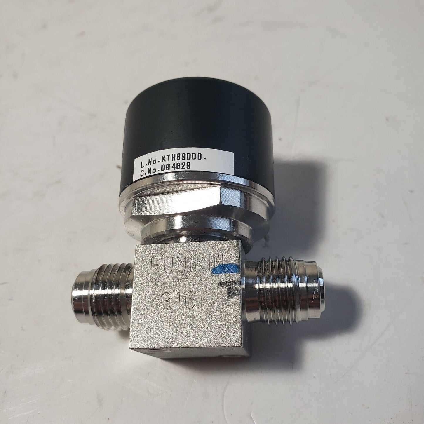 1/4" VCR Normally Closed High Vacuum Face Seal Pneumatic Valve 316L 094629