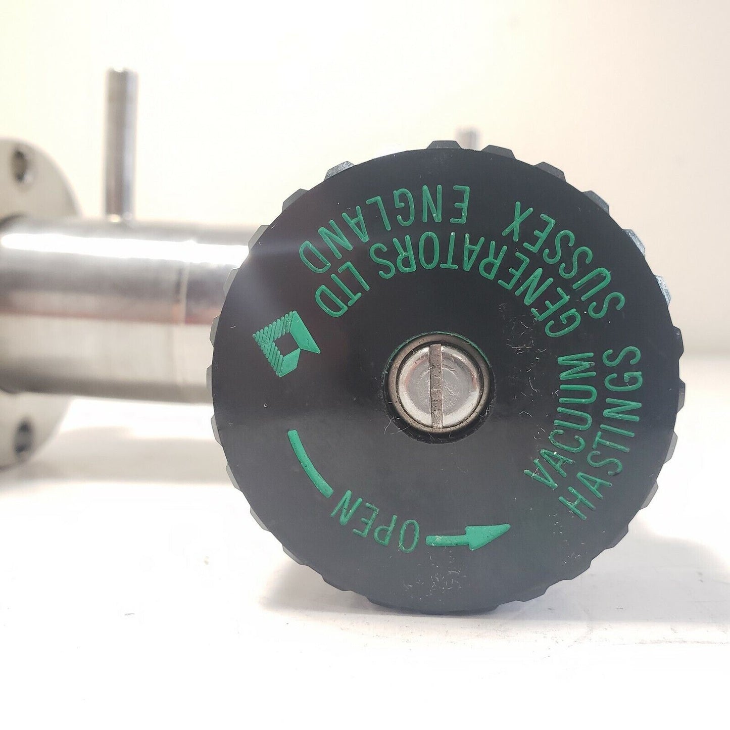 Hastings Tee Manual Valve VRD-38 Bellows High Vacuum 2.75" DN35CF-DN40CF Conflat