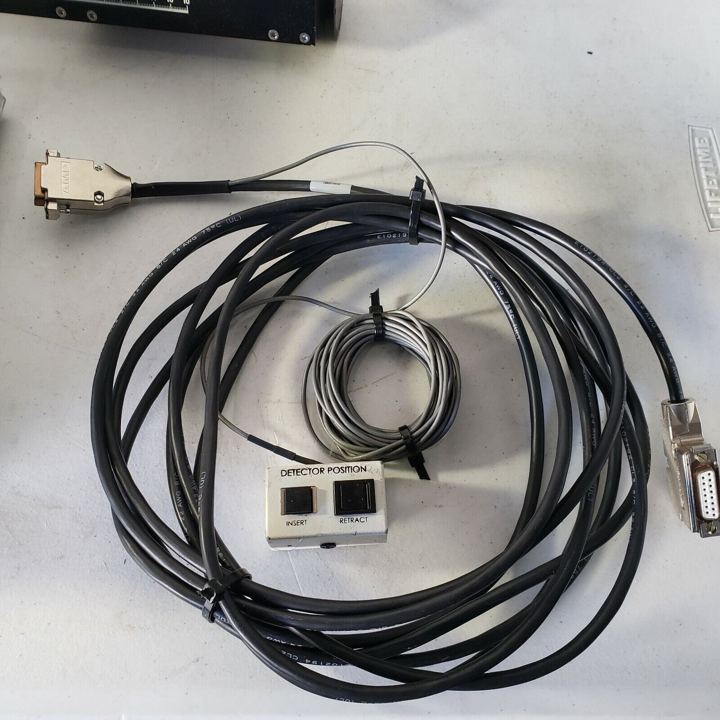 Thermo Electron LN2 6732A-1NUS-SN EDAX EDS Detector W/ Position Controller