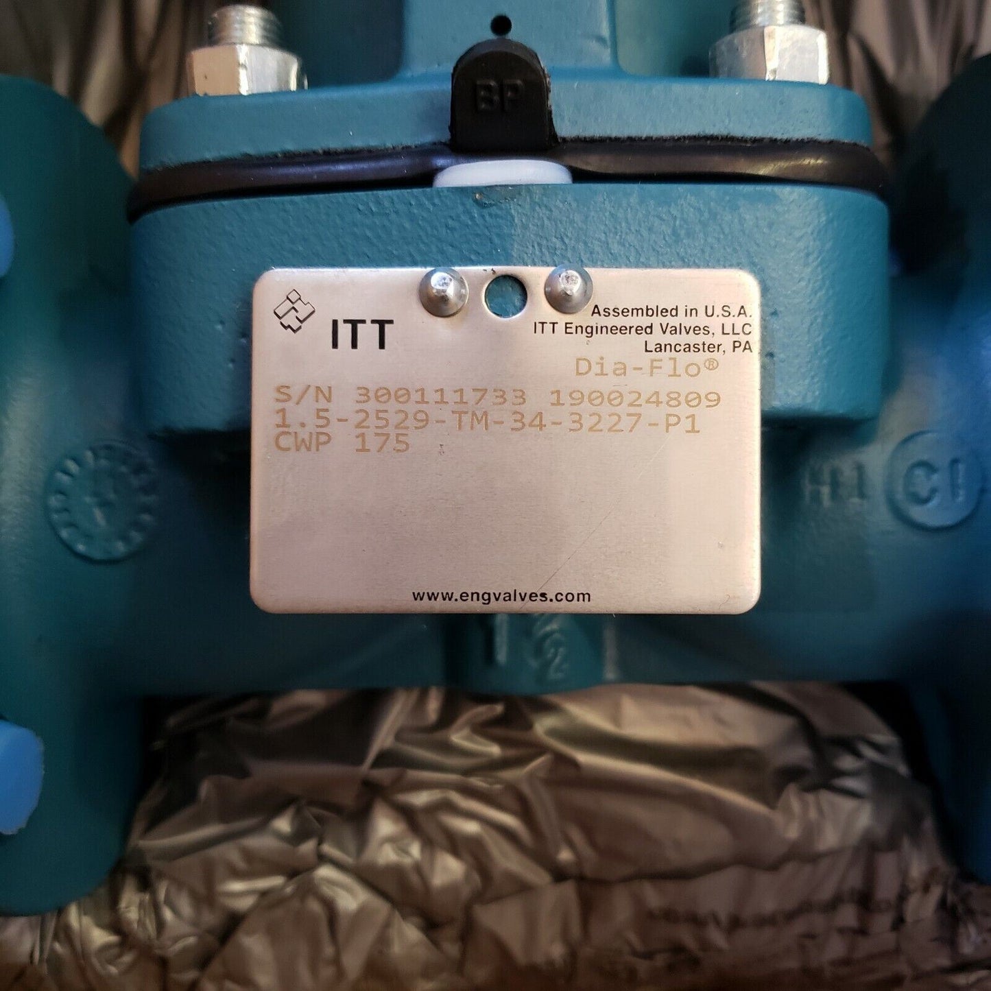 ITT Dia-Flo Diaphragm Valve 1.5-2529-TM-34-3227-P1 CWP 175 Lined Weir Body Iron