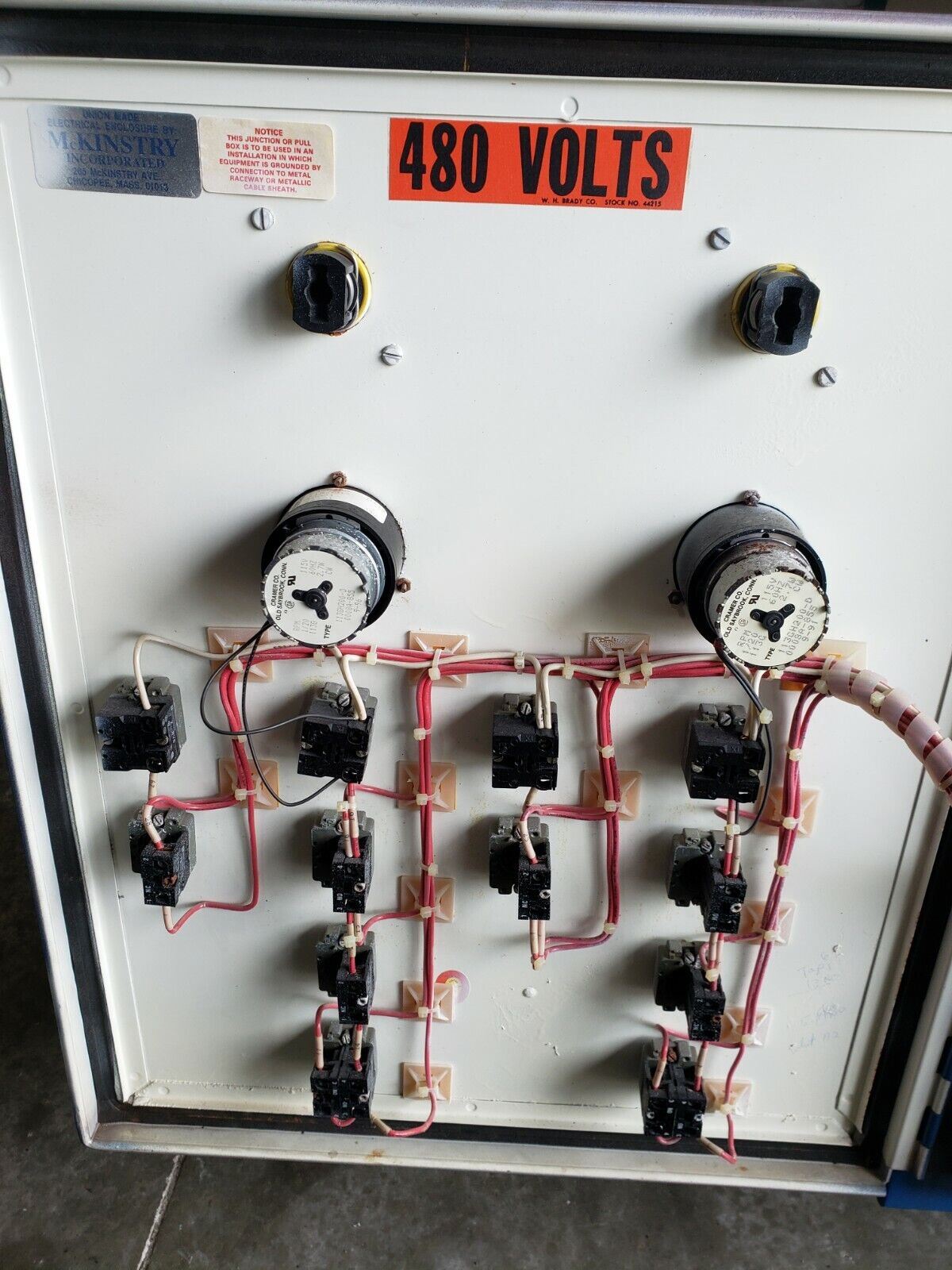 Allen Bradley Industrial Vacuum Control Cabinet 480v w/ Hour Meters, Fuses