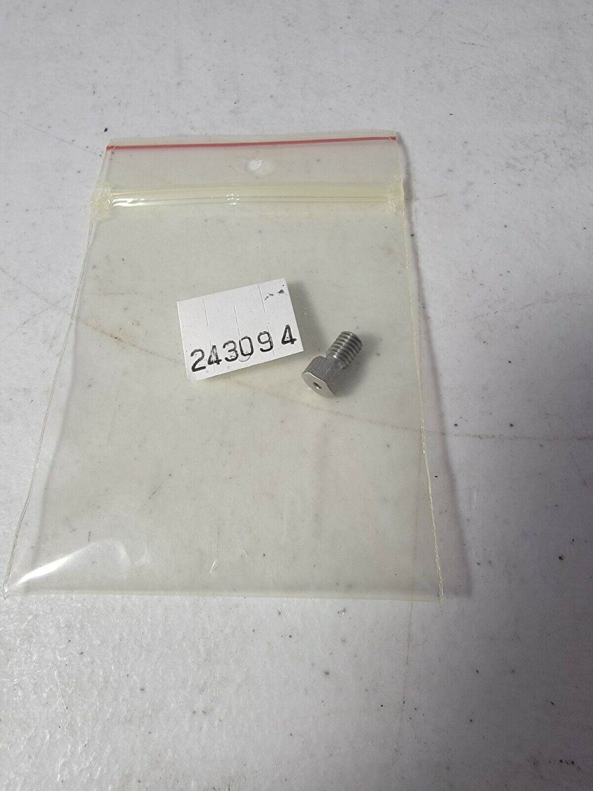 Beckman Coulter 243094 Tube Insert Bolt Screw Fitting