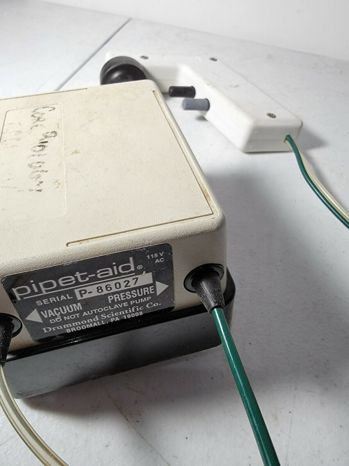 Drummond Scientific Pipet-Aid Pressure Pump and Pipettor Controller + Pipette