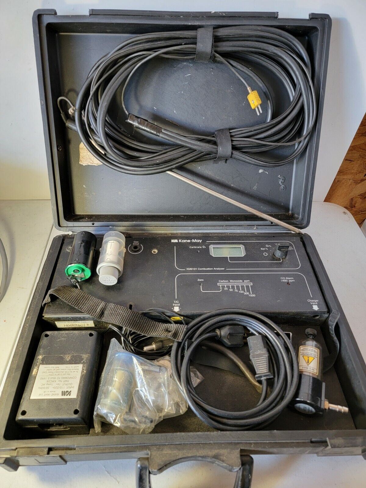Kane-May 9101 Combustion Analyzer Kit With Carrying Case