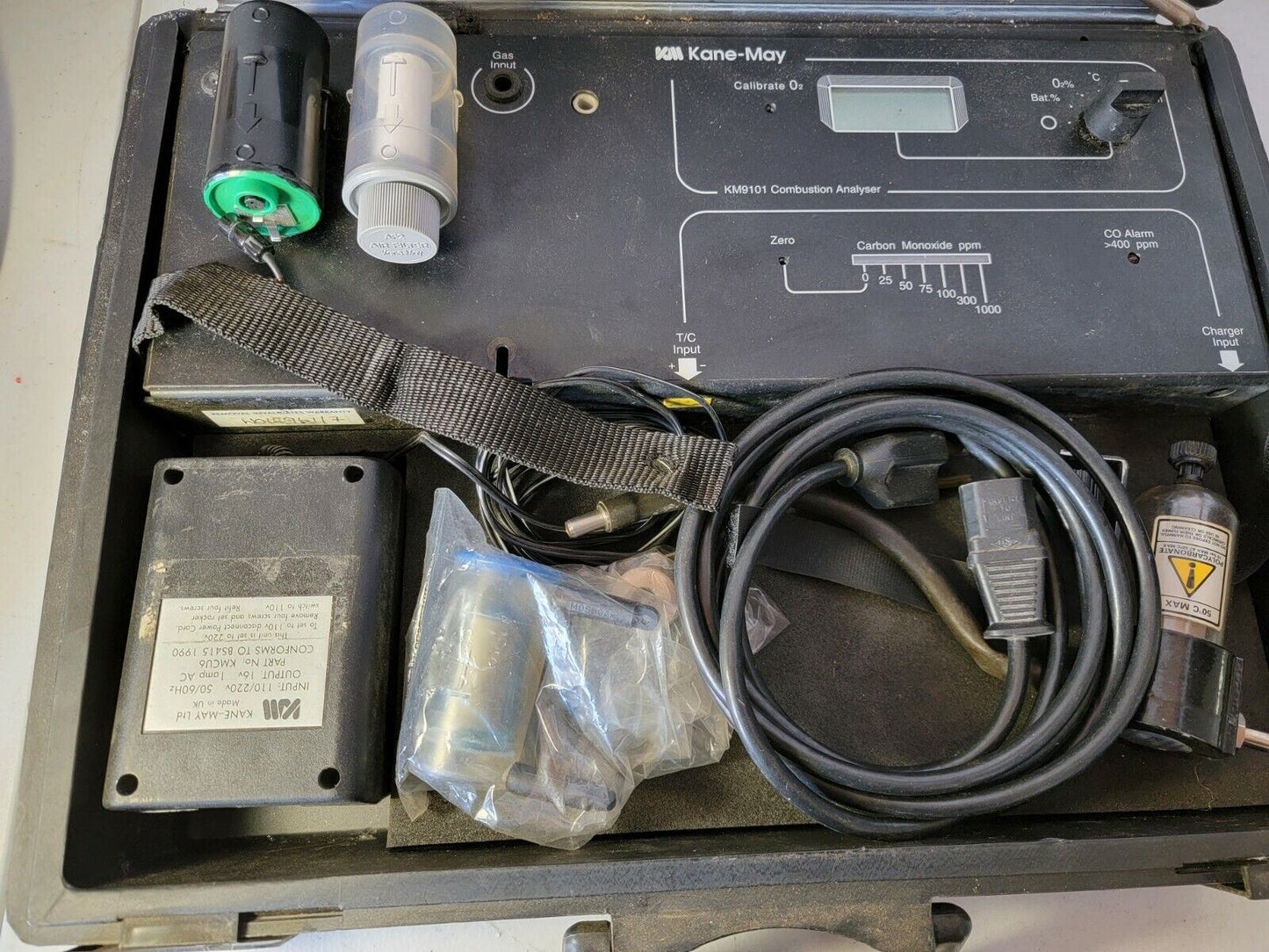 Kane-May 9101 Combustion Analyzer Kit With Carrying Case