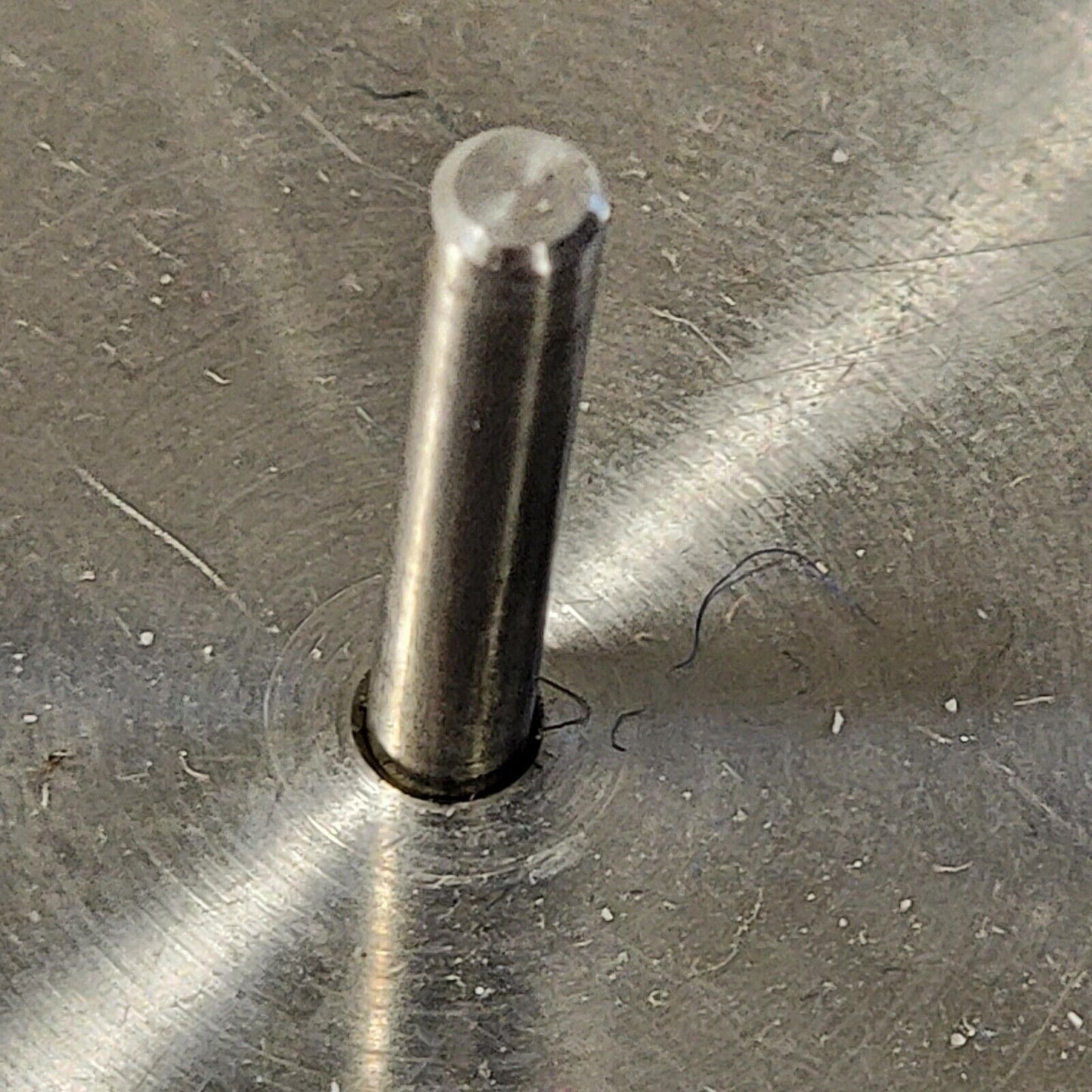 MDC 2.75" DN35CF-DN40CF Blank Flange With Center Rod Stainless Steel High Vacuum