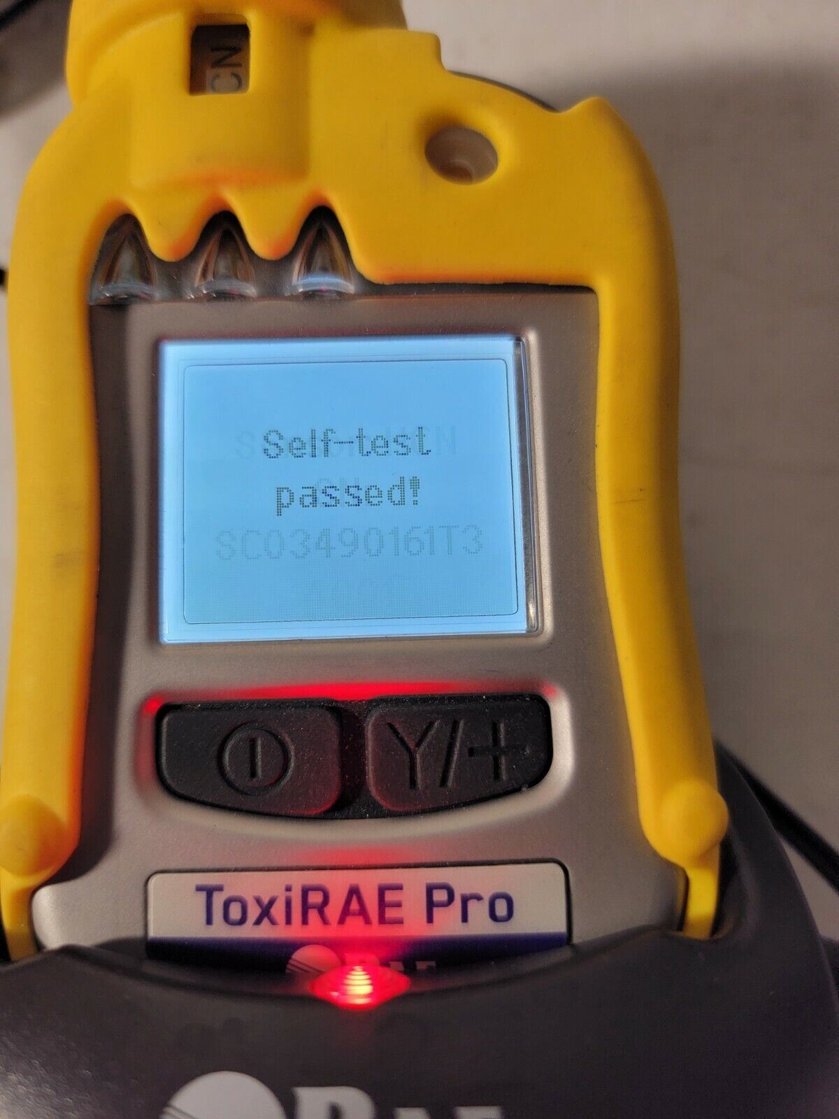 RAE ToxiRAE Pro Personal Wireless Gas Monitor Detect PGM-1860 + PGM-1800 Charger