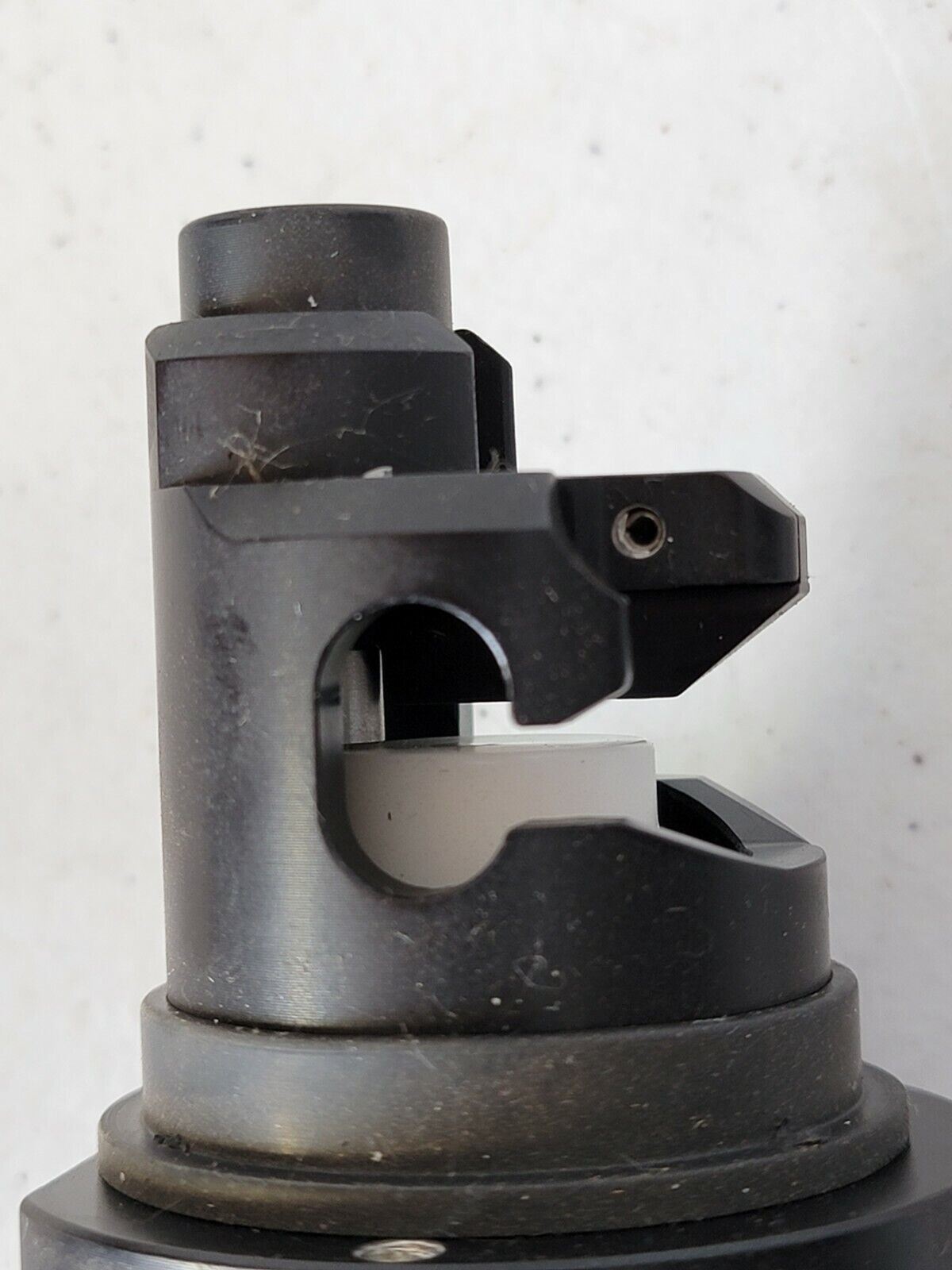 ACRO 933V8371 Pinch Valve 125 PSI Max. Pneumatic